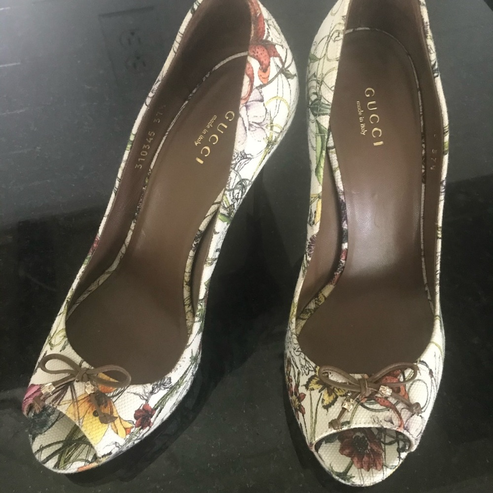 Gucci Classic Heels